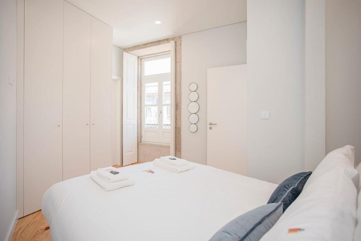 Liiiving In Porto - Aliados Stone Apartment Exterior photo