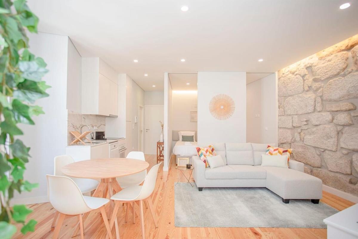 Liiiving In Porto - Aliados Stone Apartment Exterior photo
