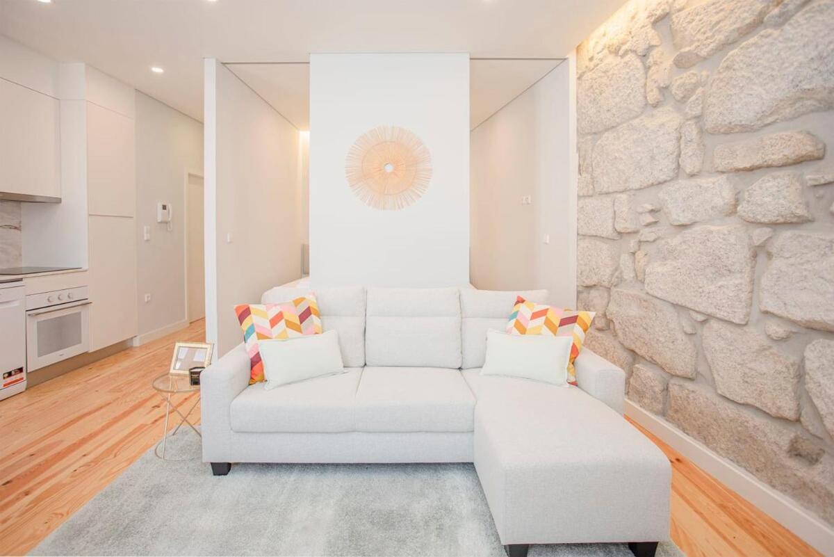 Liiiving In Porto - Aliados Stone Apartment Exterior photo